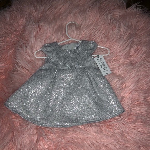 Dress - Picture 1 of 1